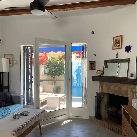 Holiday home La Casa Azul Locdenia *